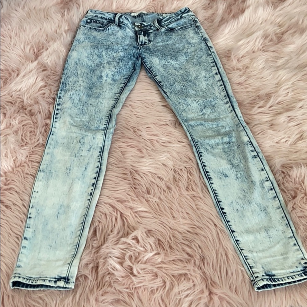 🌼Acid washed jeggings🌼